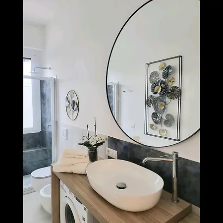 La Breeze Apartment